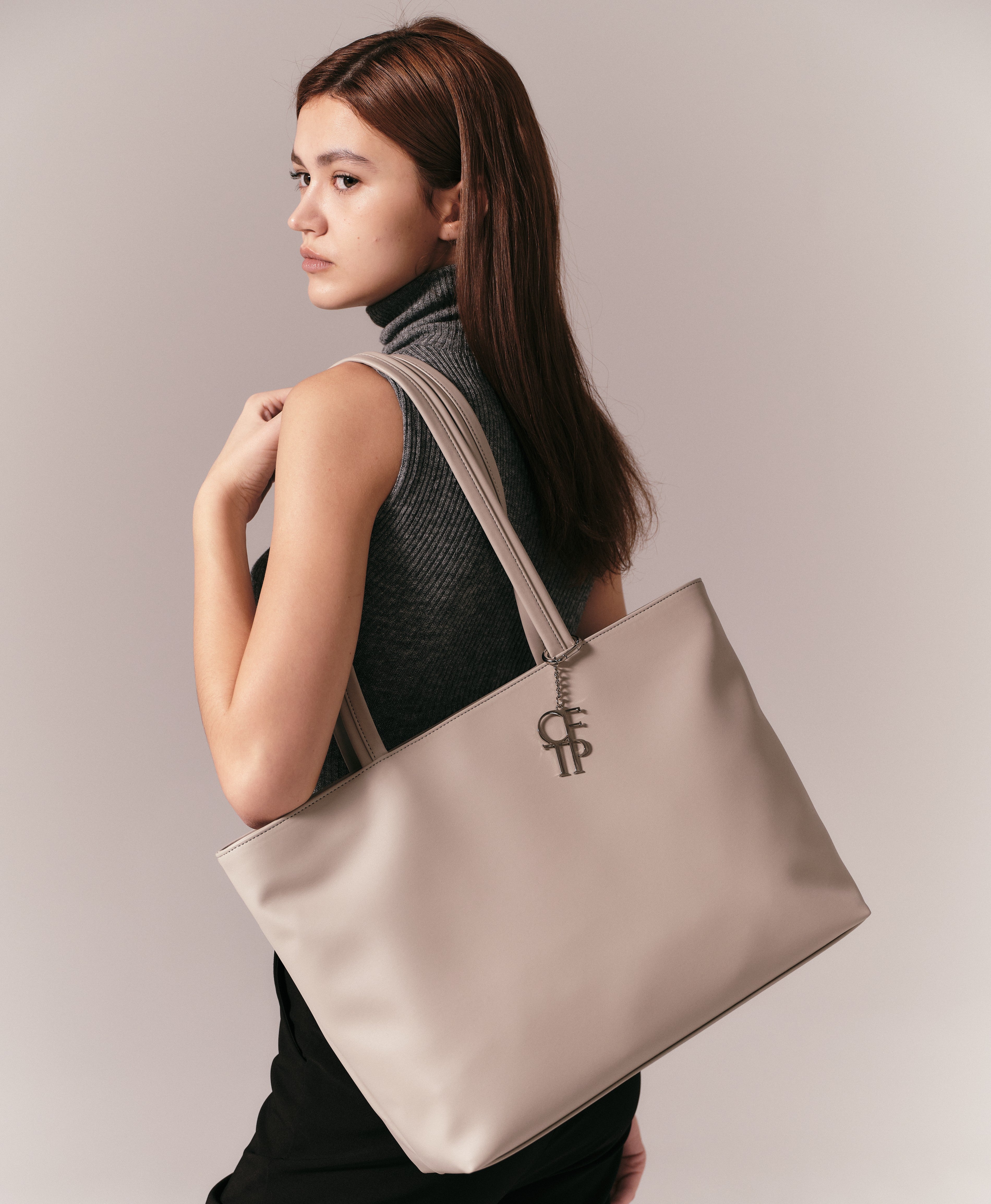 [Pre-order] Marshmallow Bag – Vegan Cactus Leather Shopper Tote (Grey Ivory)