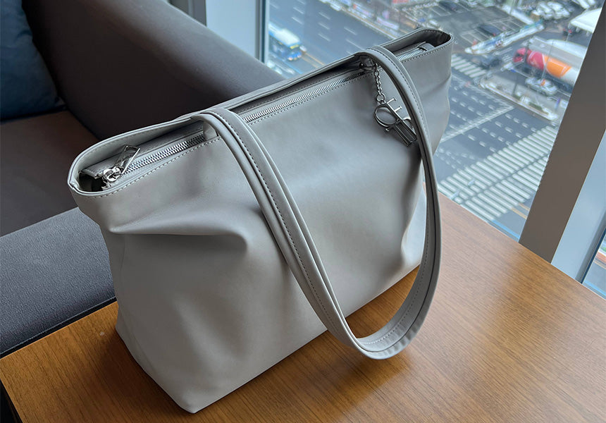 [Pre-order] Marshmallow Bag – Vegan Cactus Leather Shopper Tote (Grey Ivory)